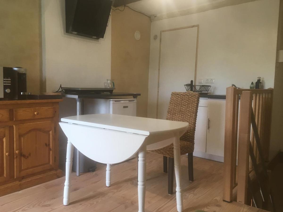L Entredeux Appartement Saint-Viaud Buitenkant foto